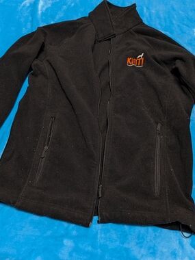 🖤🌬️ Everyday Armor: Kioti Black Full-Zip Fleece Jacket 🌬️🖤